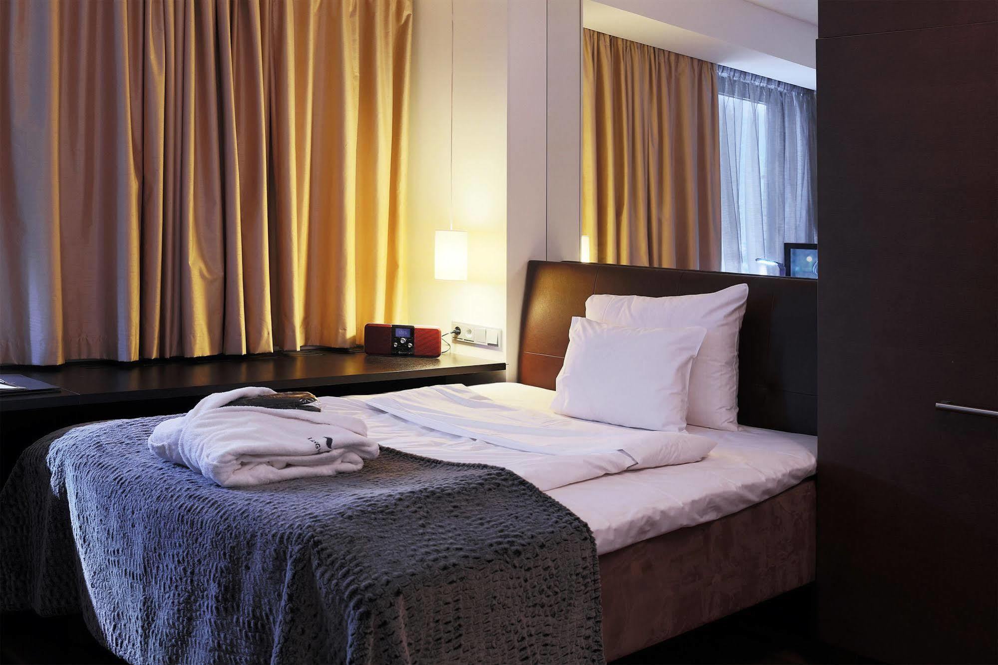 Langvik Congress Wellness Hotel Киркконумми Экстерьер фото